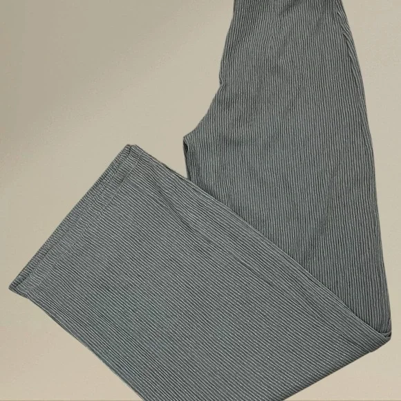 RUMER Cassidy pants in Seafoam Green size Small NWT